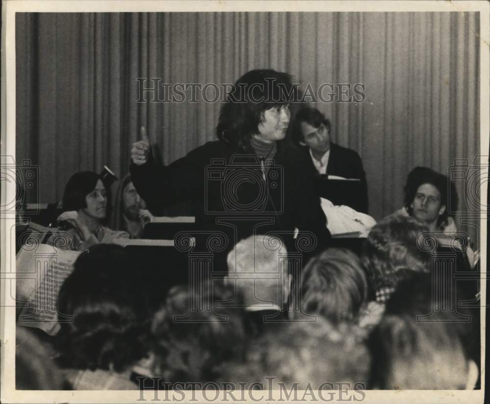 1975 Press Photo Japanese Conductor, Seiji Ozawa - lrx52871- Historic Images