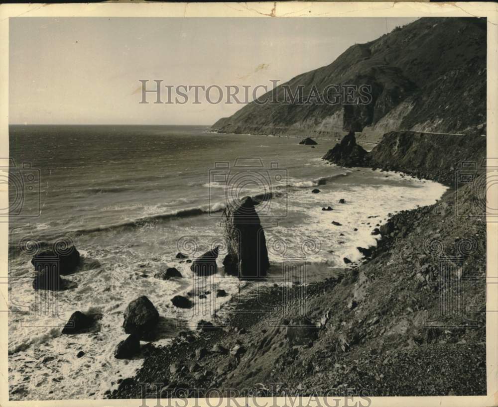 1968 Press Photo Coast scene near Monterey, California - lrx55669- Historic Images