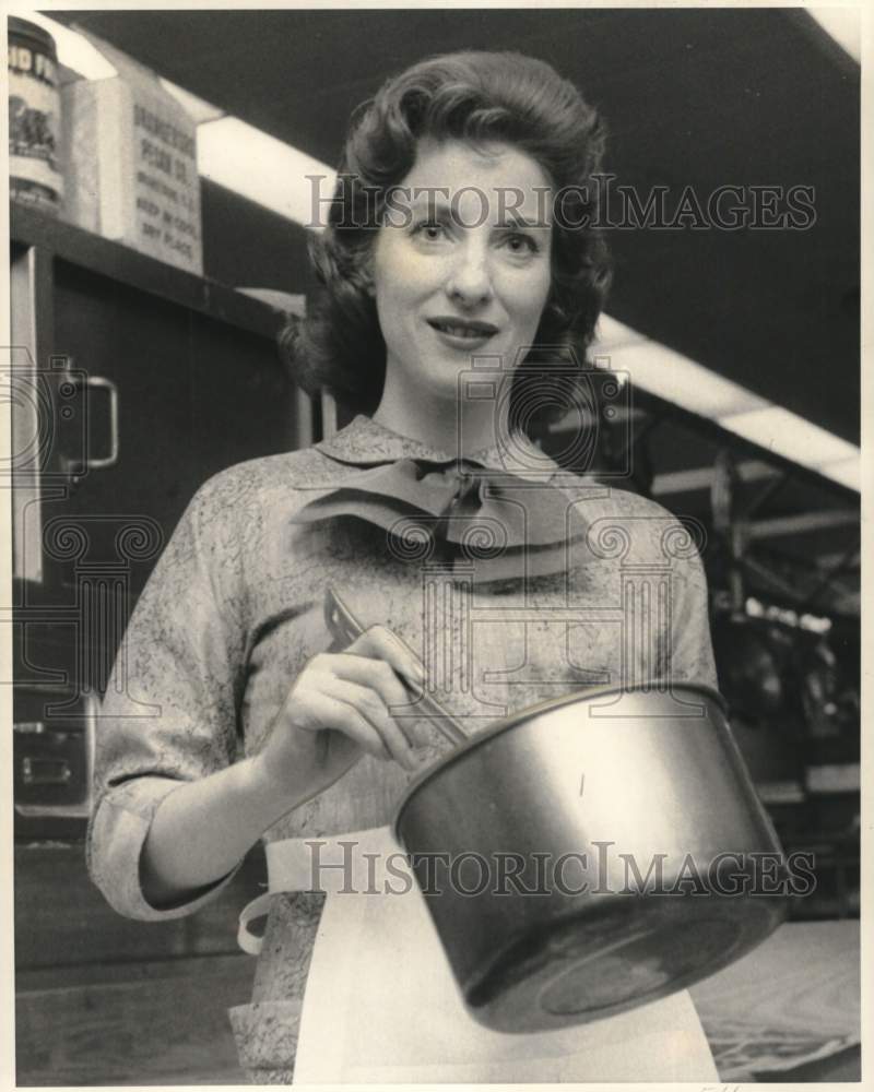 1958 Press Photo Singer Carmel Quinn - lrx56963- Historic Images