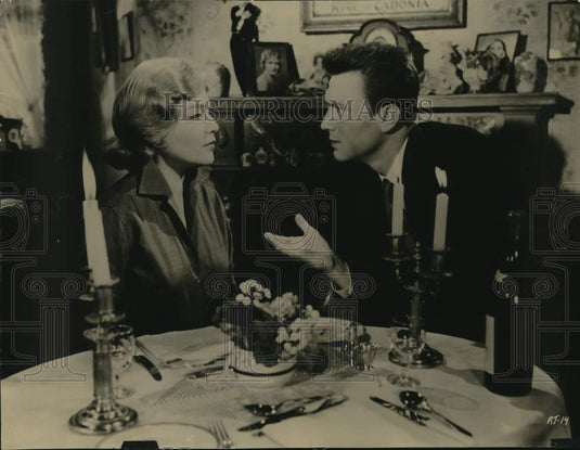 1959 Press Photo Simone Signoret & Laurence Harvey In "Room At The Top"- Historic Images