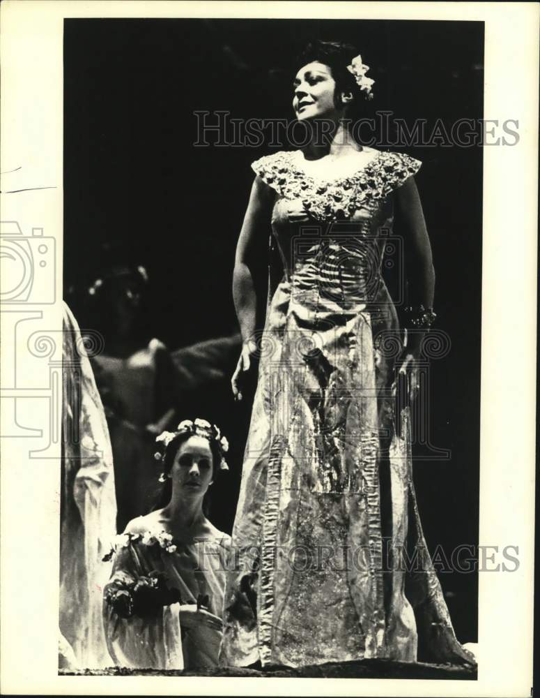 1977 Press Photo Fiorenza Cossotto as Dalila in Saint-Saens&#39; &quot;Samson et Dalila&quot;- Historic Images