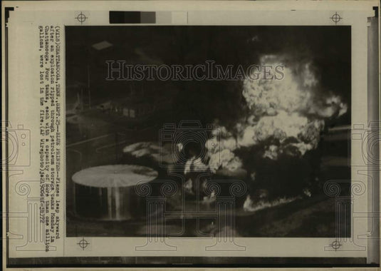 1972 Press Photo View of petroleum tank explosion and fire in Chattanooga, TN- Historic Images