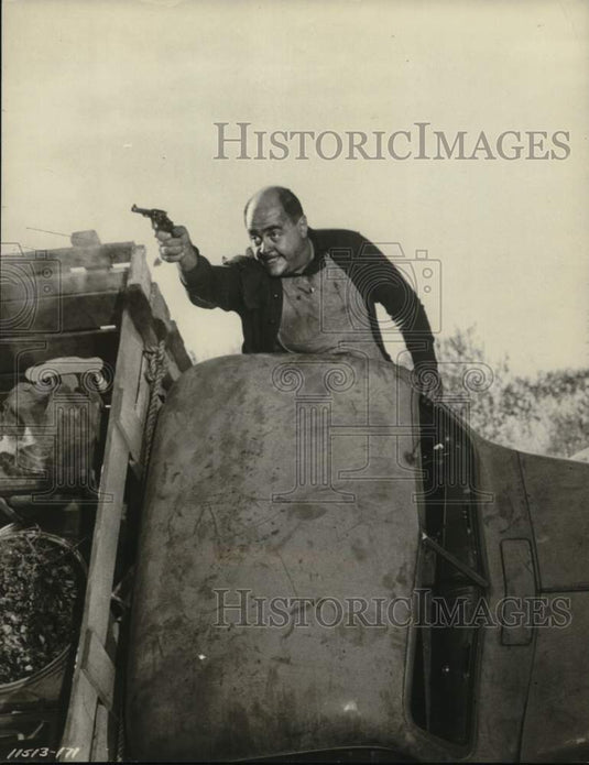 1955 Press Photo Robert Middleton stars in "The Desperate Hours" - lrx69014- Historic Images