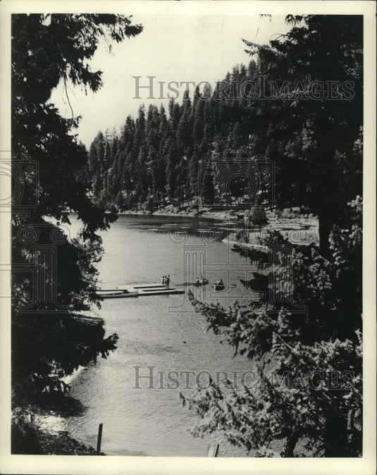 1960 Press Photo Camping and picnic areas in Montana's wooded lakes and streams- Historic Images