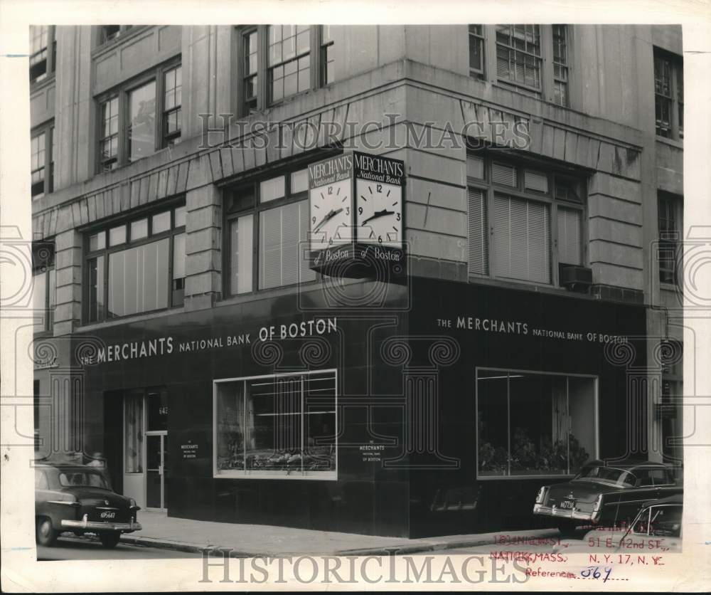 1954 Press Photo Clock outside the Merchants National Bank of Boston - lrx74289- Historic Images