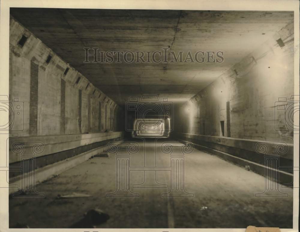 1932 Press Photo East Boston, Massachusetts Traffic Tunnel - lrx75338- Historic Images