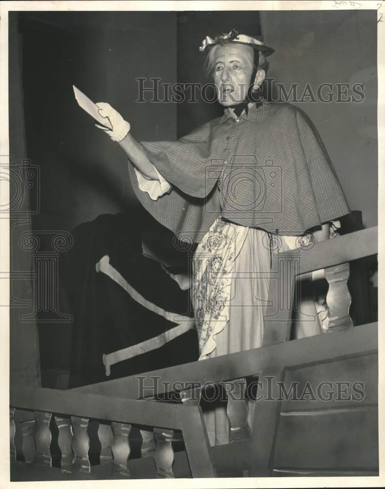 1968 Press Photo Harriet King Walker stars in the play, &quot;The Pirate Ship&quot;- Historic Images