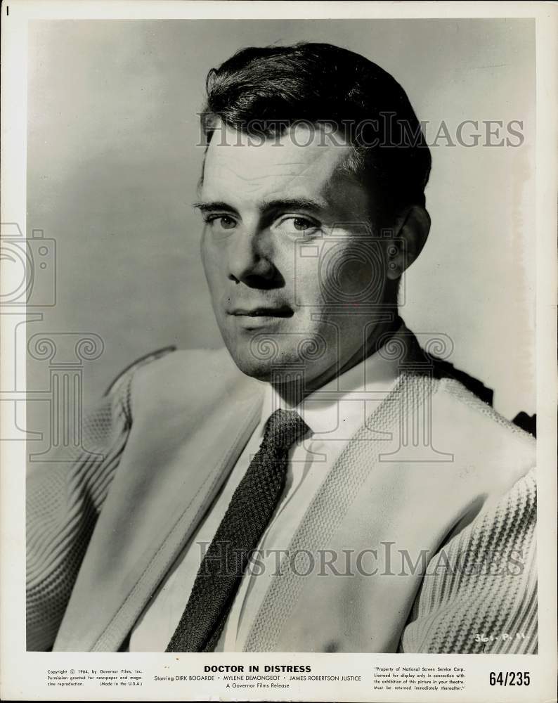 1964 Press Photo Dirk Bogarde in a scene from &quot;Doctor in Distress&quot; - lrx93189- Historic Images