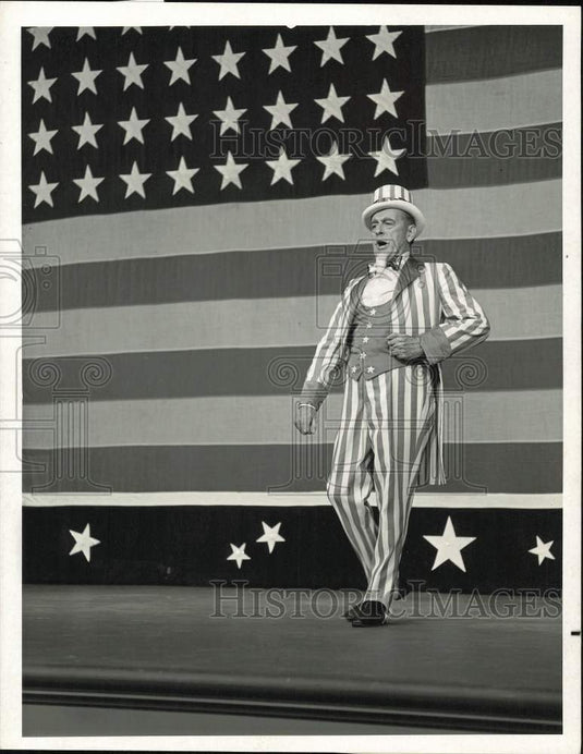 1971 Press Photo Eddie Foy, Jr. stars in "The Seven Little Foys" on NBC-TV- Historic Images