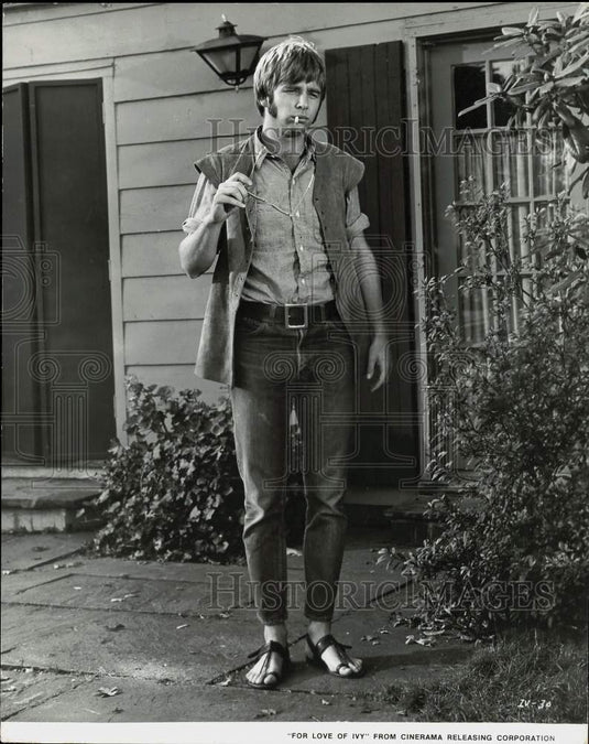 Press Photo Actor Beau Bridges in "For Love of Ivy" - lry04358- Historic Images