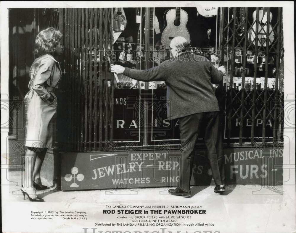 1965 Press Photo Thelma Oliver and Rod Steiger in &quot;The Pawnbroker&quot; - lry08699- Historic Images