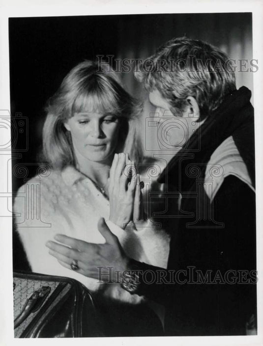Press Photo Linda Evans and Bo Hopkins in "Dynasty" airing on ABC Television- Historic Images