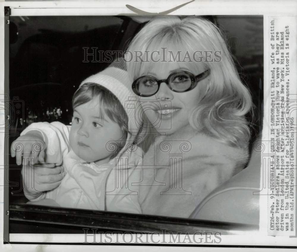 1966 Press Photo Britt Ekland with daughter Victoria at London Airport- Historic Images