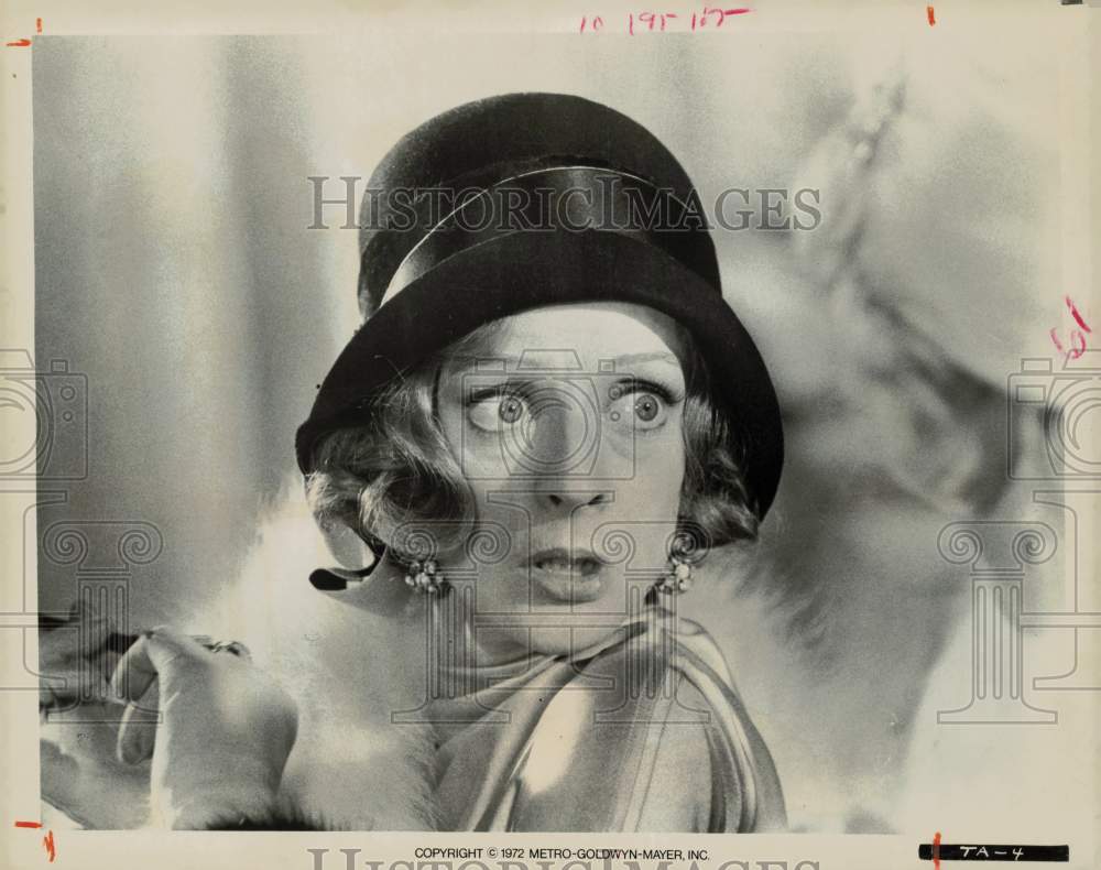 1972 Press Photo Maggie Smith stars in &quot;Travels With My Aunt&quot; - lry20020- Historic Images