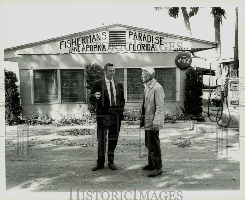 1971 Press Photo Fred Waldinger &amp; John Lundquist, Lake Apopka Store Owner- Historic Images