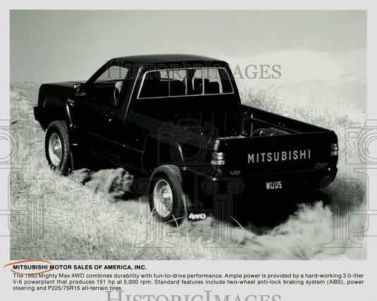 1992 Press Photo Mitsubishi Mighty Max 4WD Pickup Truck - lry22456- Historic Images