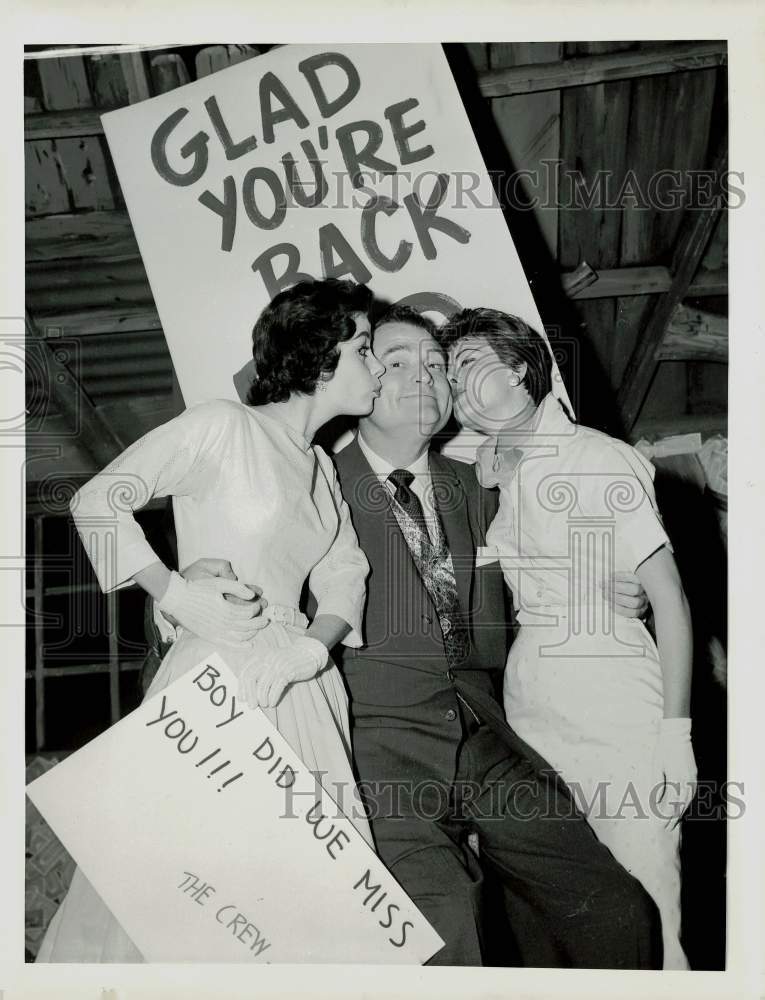 1958 Press Photo Comedian Red Skelton, Shair Stennette, Joan Kelly in Hollywood- Historic Images