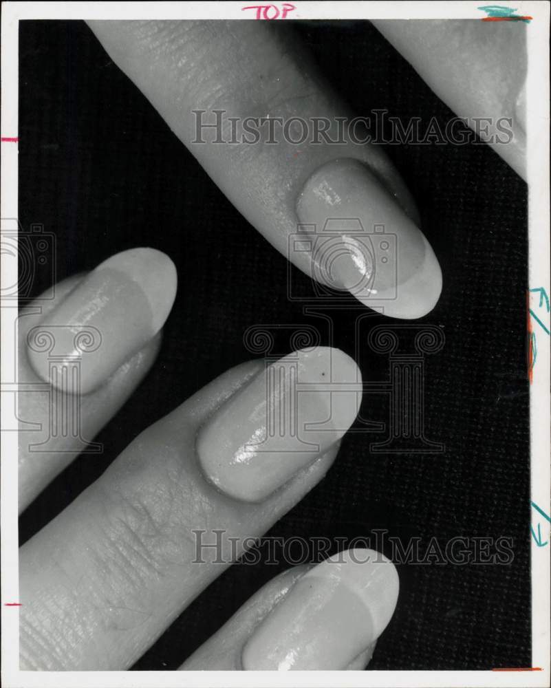 1986 Press Photo Manicured Fingernails - lry27051- Historic Images