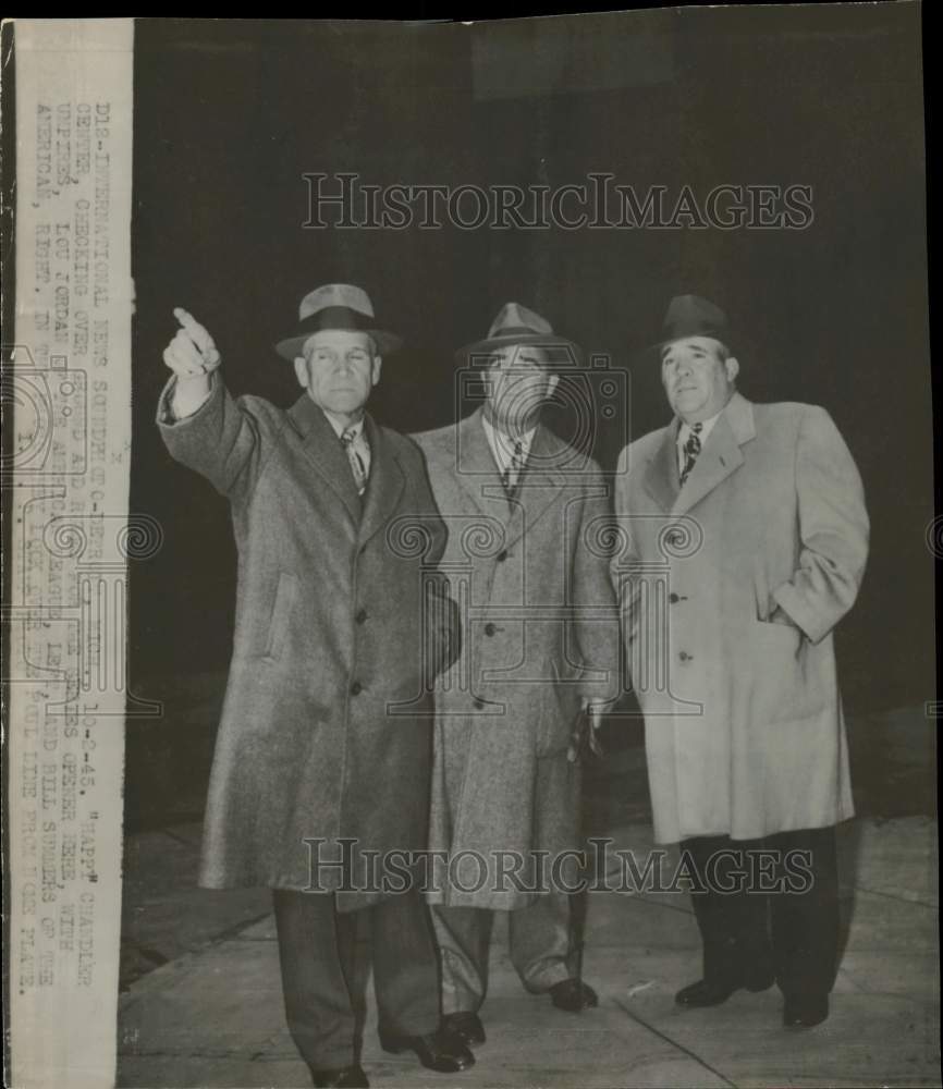 1945 Press Photo "Happy" Chandler, Lou Jordan, Bill Summers at Detroit Stadium- Historic Images