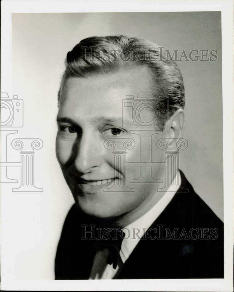 1962 Press Photo Singer Dick Merrick - lry28176- Historic Images