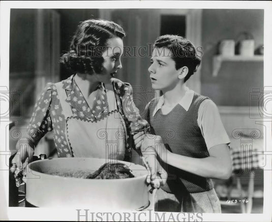 Press Photo Mary Astor & Freddie Bartholomew in "Listen Darling" Film- Historic Images