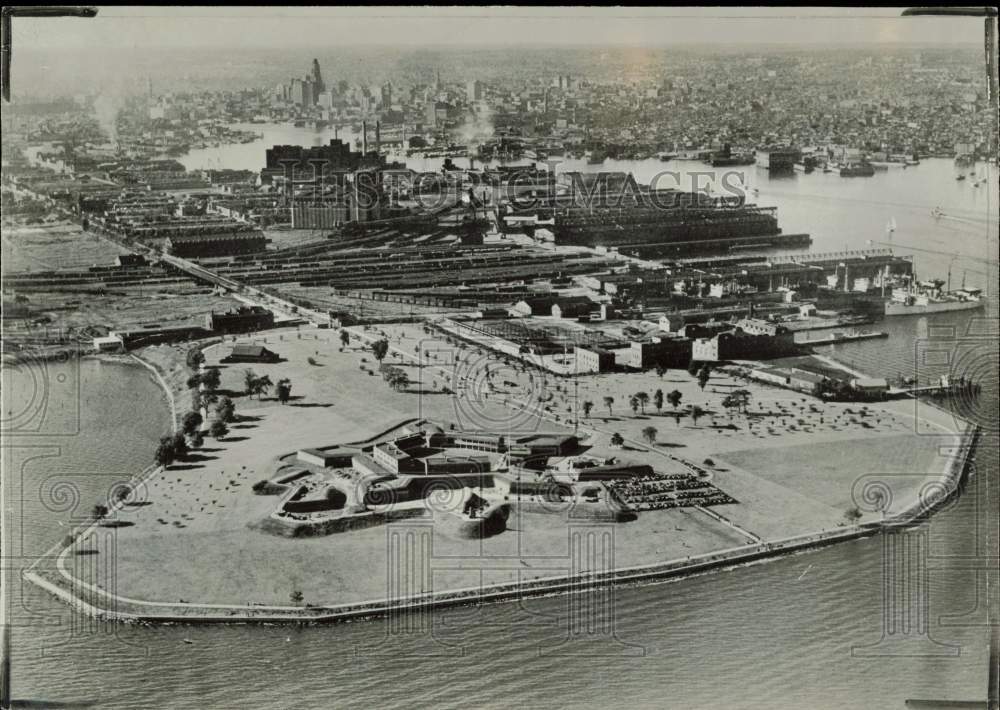 1956 Press Photo Aerial view of old Star Fort McHenry - lry30323- Historic Images