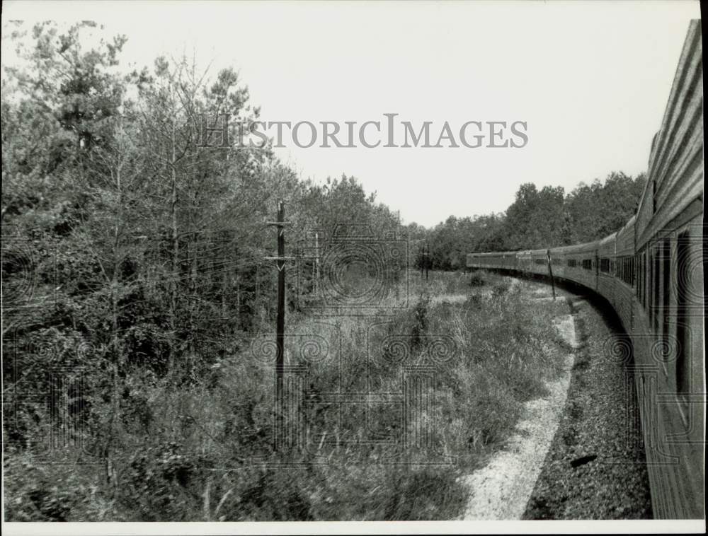 1978 Press Photo Southern Crescent train winds along curve on track - lry30457- Historic Images