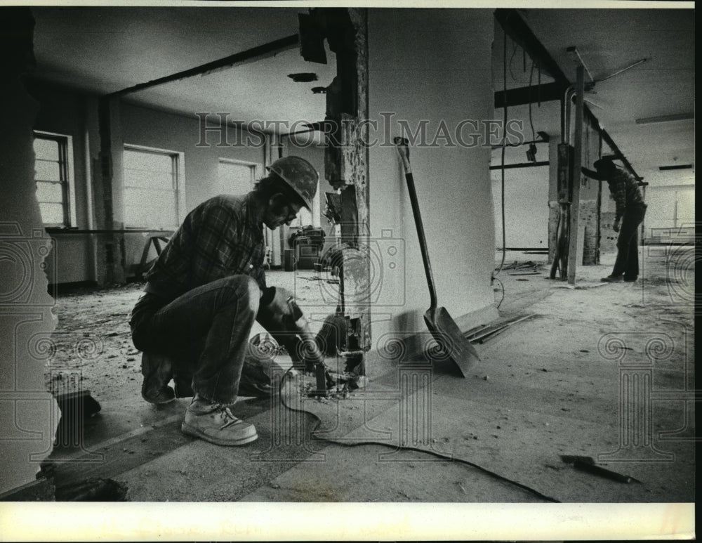1980 Press Photo $2.5 million renovation project at Alverno College - mja00116