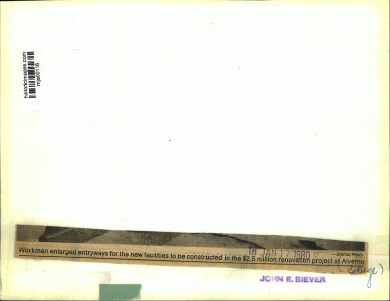 Load image into Gallery viewer, 1980 Press Photo $2.5 million renovation project at Alverno College - mja00116
