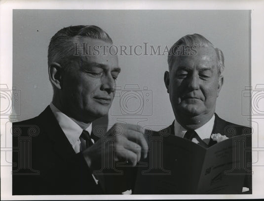 1964 Press Photo Donald Abert, Milwaukee Journal Official- Historic Images