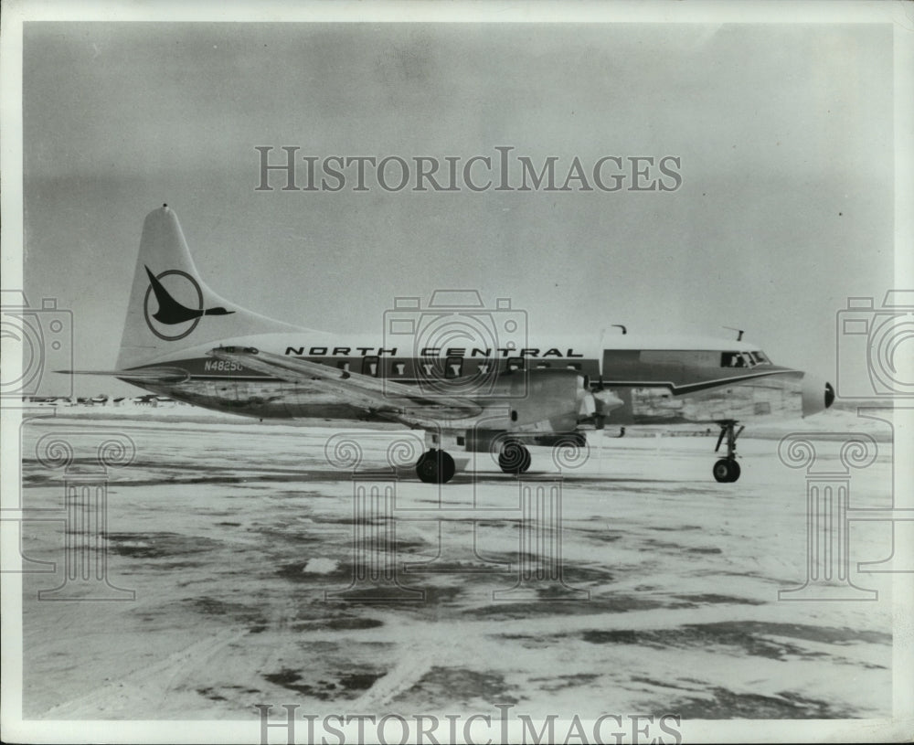 1967 Press Photo North Central commercial plane - Historic Images