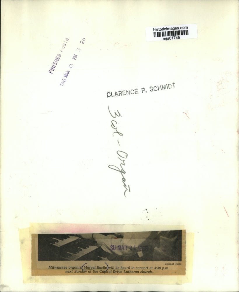 1969 Press Photo Milwaukee organist Marvel Basile in concert at Capitol Drive