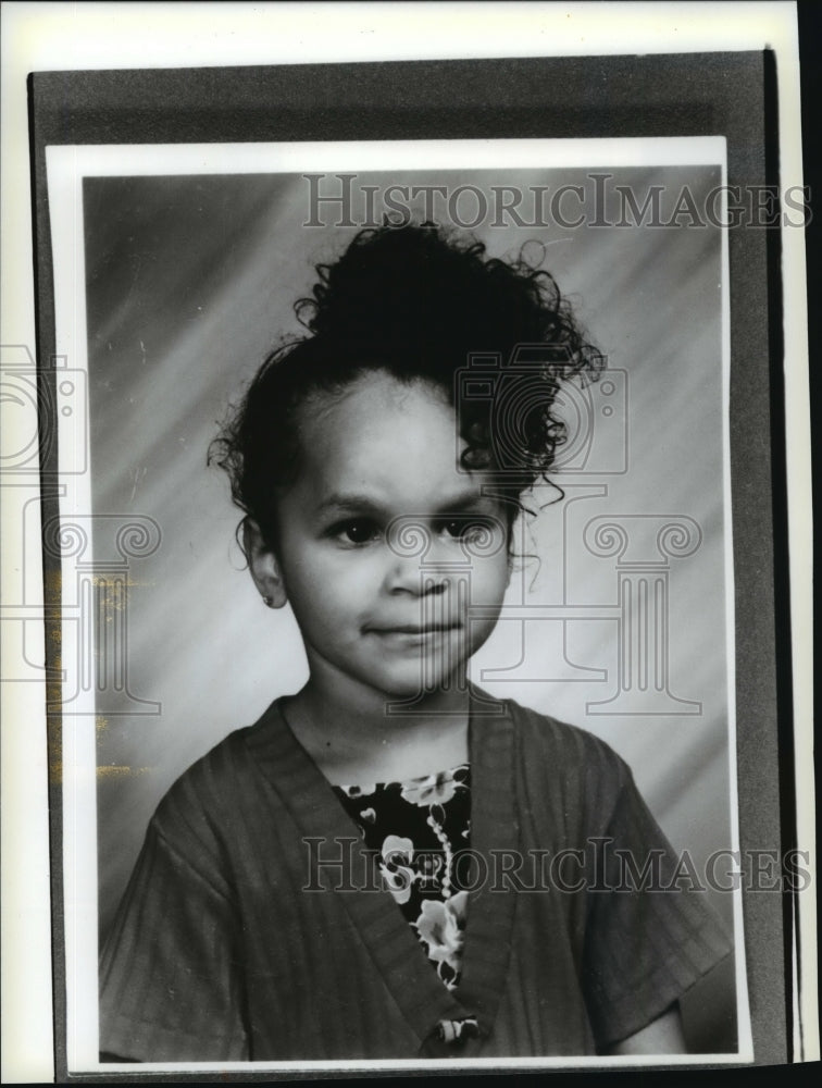 1993 Press Photo Twanika Feest- Historic Images