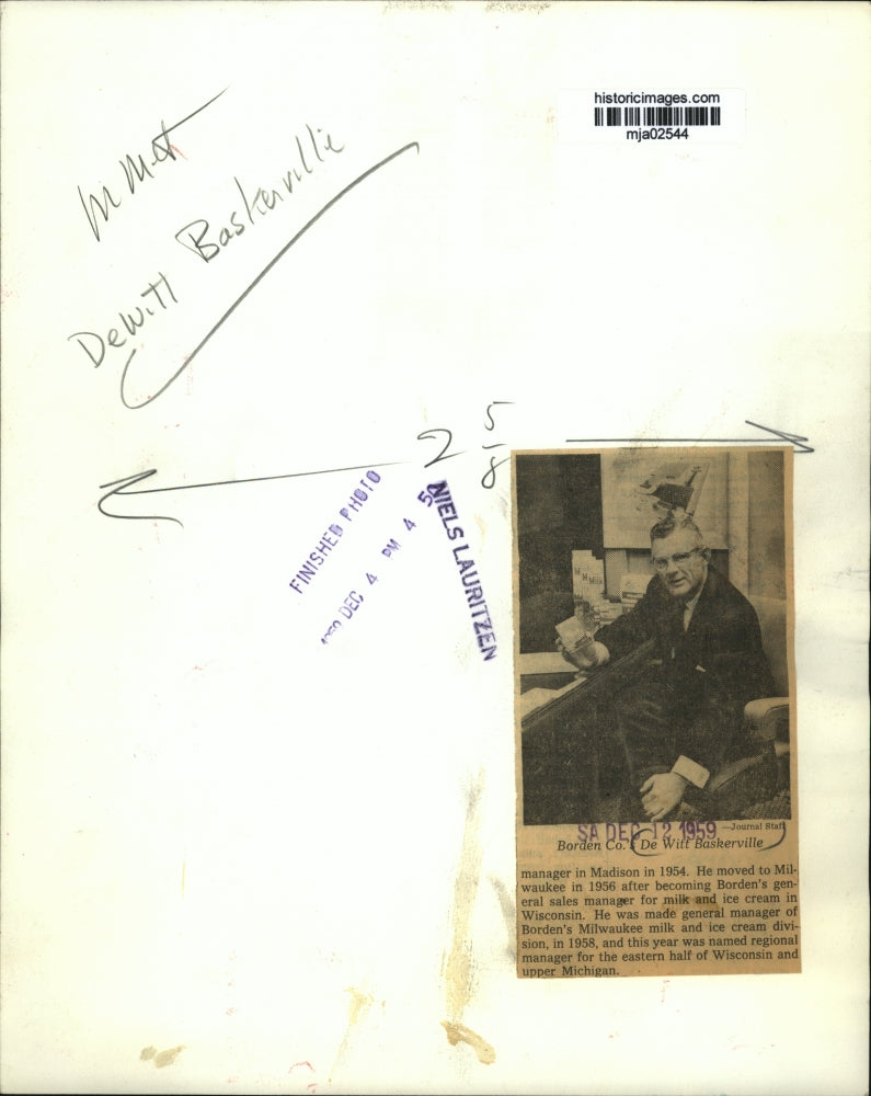 1959 Press Photo Borden Co De Witt Baskerville, GM of Borden's Milk & Ice Cream