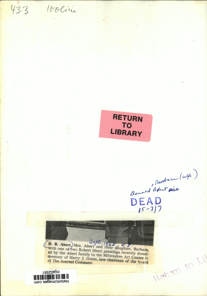 1965 Press Photo DB Abert, Mrs Abert & daughter Barbara w/ Robert Henri painting