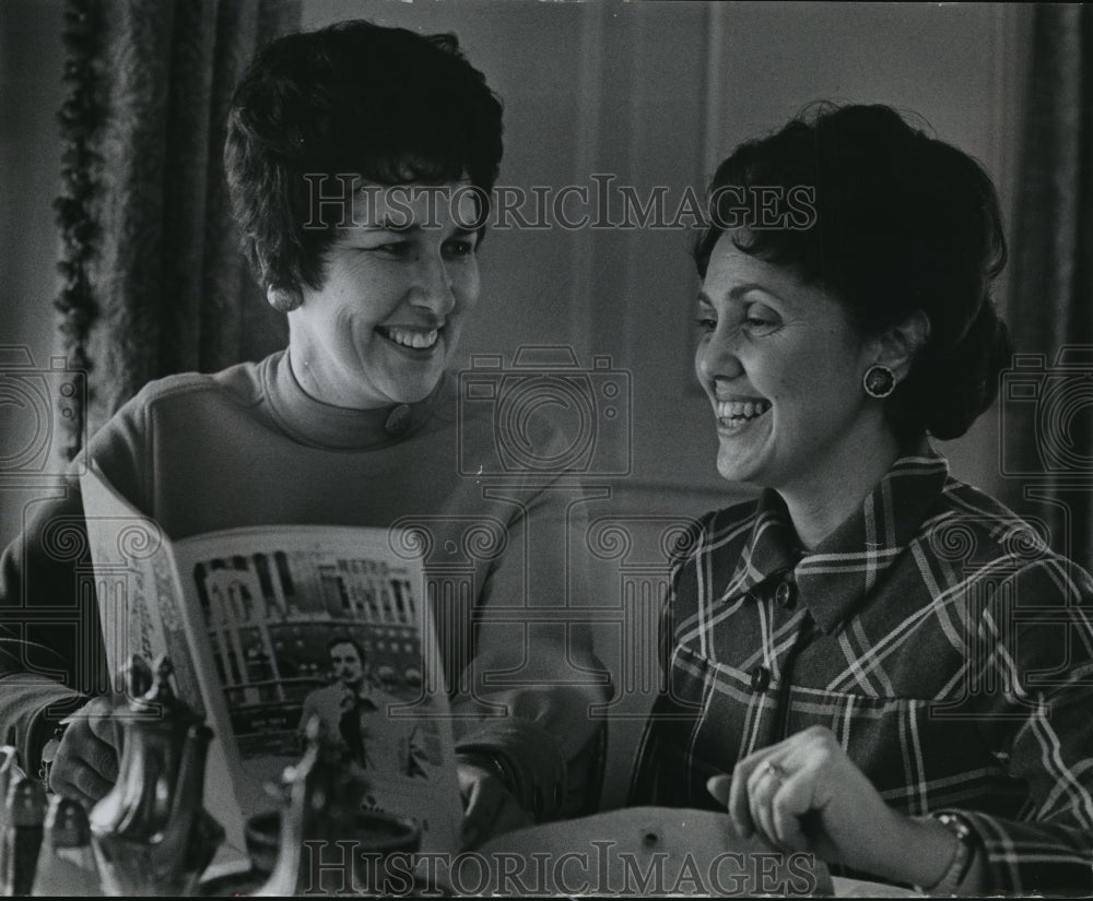 1969 Press Photo Mrs. William W. Baird and Mrs. Jay Meili- Historic Images