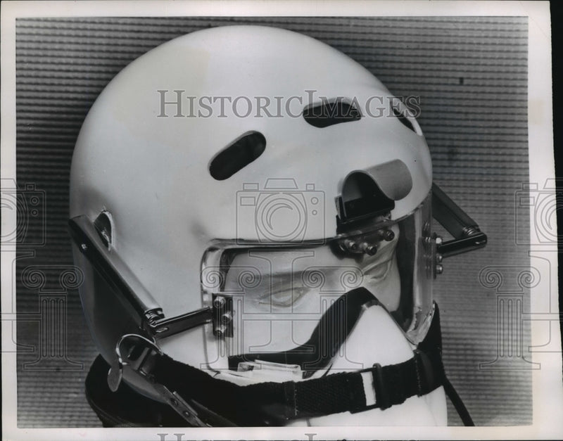 Load image into Gallery viewer, 1953 Press Photo Slots in a new style flying helmet are supposed to reduced wind
