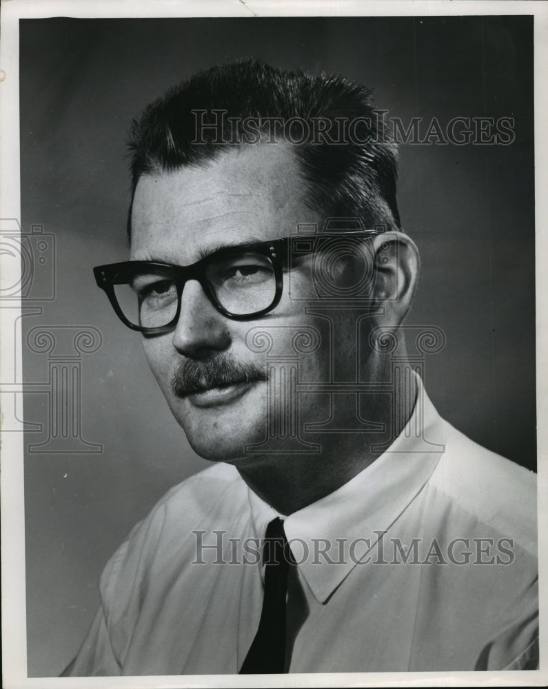 1960 Press Photo Russell Austin, Journal reporter- Historic Images