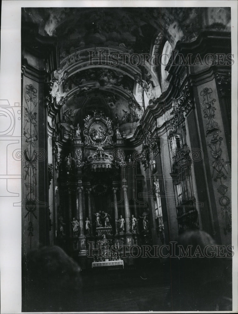 1968 Press Photo The opulent sanctuary of the monastery church - mja03403- Historic Images