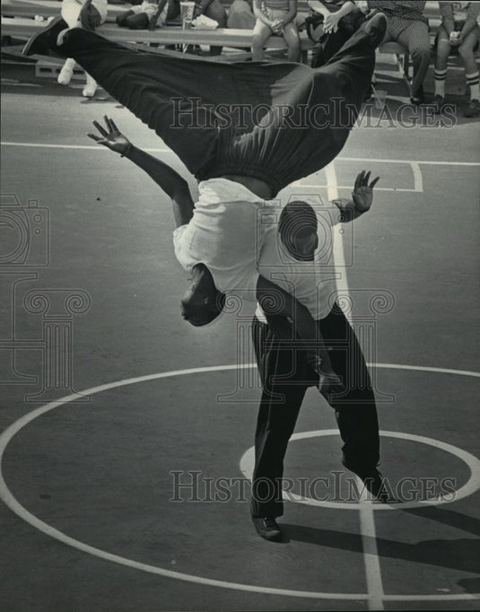 1985 Press Photo Lisimba Hardy and Tibuta Jones at AfroFest - mja03690- Historic Images