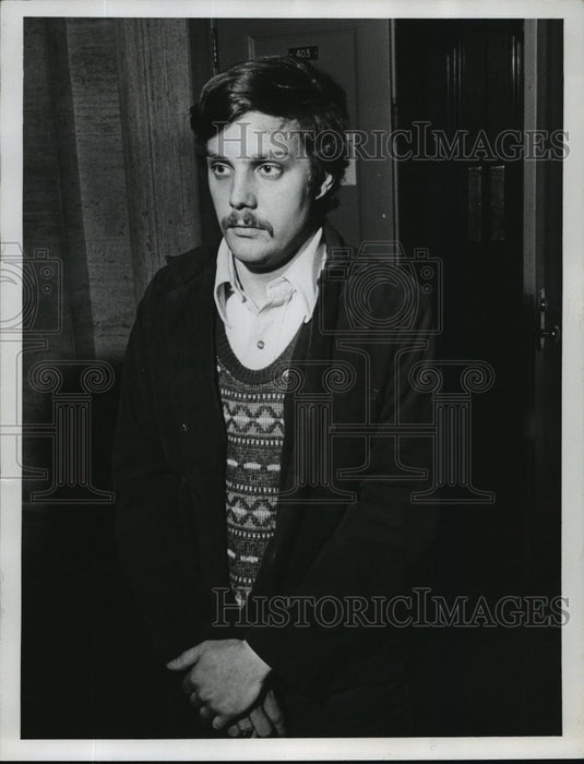 1975 Press Photo Charles Brach Former police officer charged w/ lewd conduct