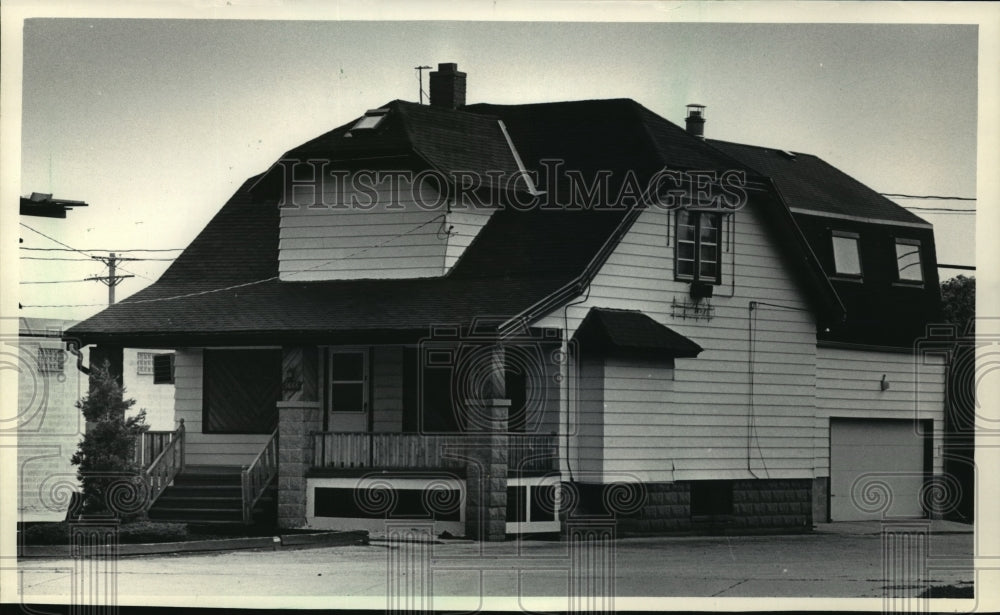 1985 Press Photo Patricia&#39;s Lounge at 5666 N. Teutonia Ave.- Historic Images