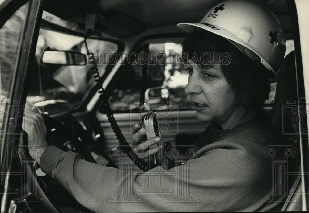 1967 Press Photo Susan Janowski, a Red Cross Volunteer for 10 years - mja04396- Historic Images