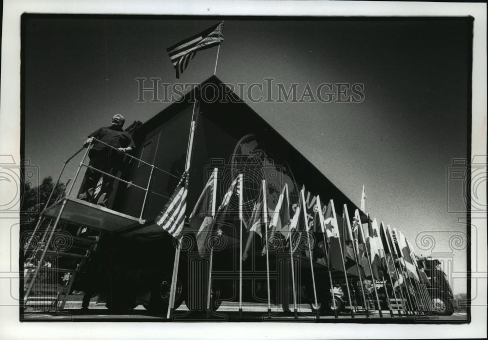 1990 Press Photo American Telephone &amp; Telegraph Co. - Historic Images