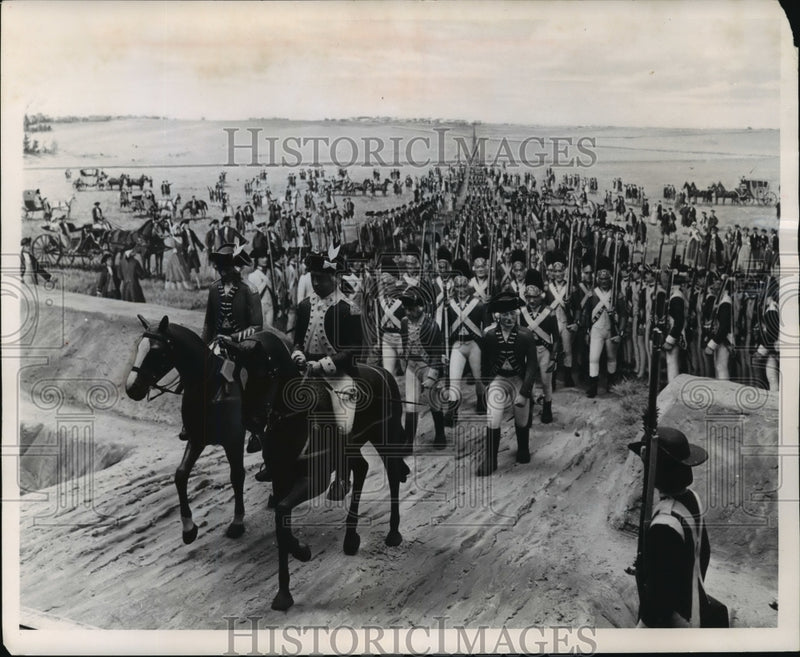 Load image into Gallery viewer, 1962 Press Photo Surrender of Cornwallis diorama Colonial National Historical Pk
