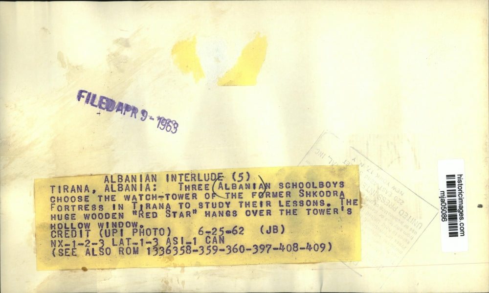 1962 Press Photo Huge wooden Red Star hangs over tower in Tirana, Albania