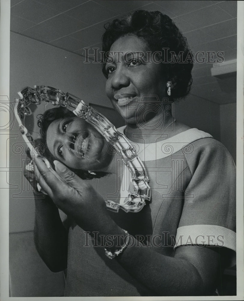 1969 Press Photo Mrs Thelbert Alexander, director of the Child Care Center, Inc- Historic Images