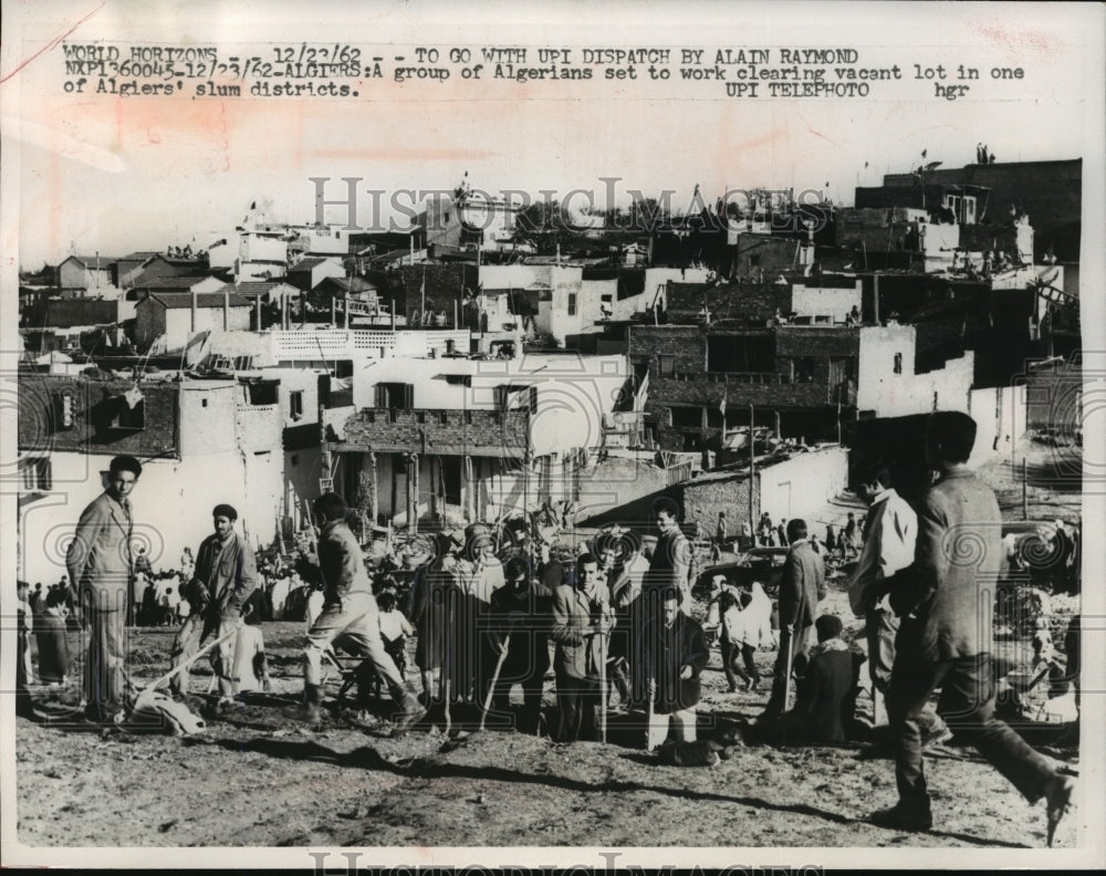 1962 Press Photo Clearing operations at Algiers&#39; slum district- Historic Images