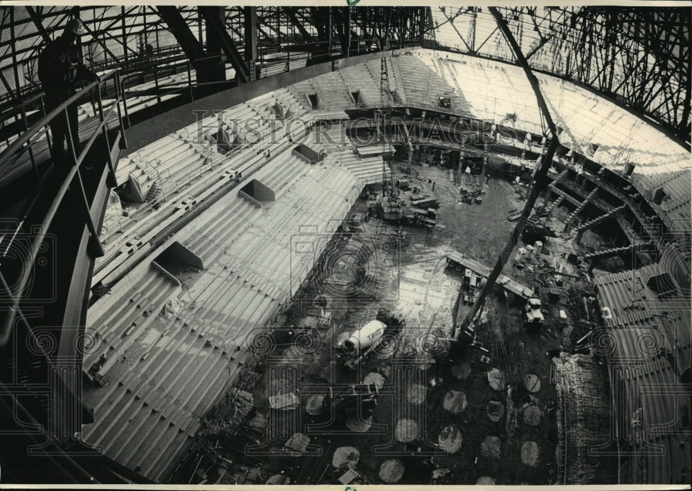 1988 Press Photo Bradley Center construction site- Historic Images