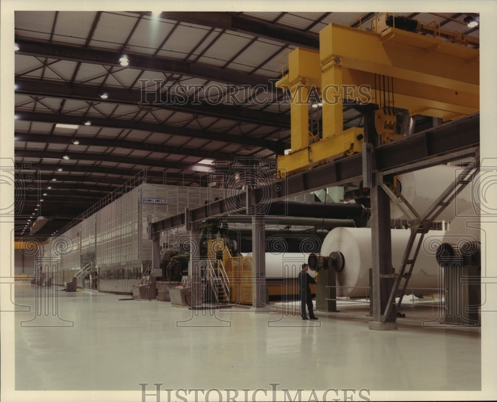  Press Photo Winder section of a Beloit Corporation paper machine- Historic Images